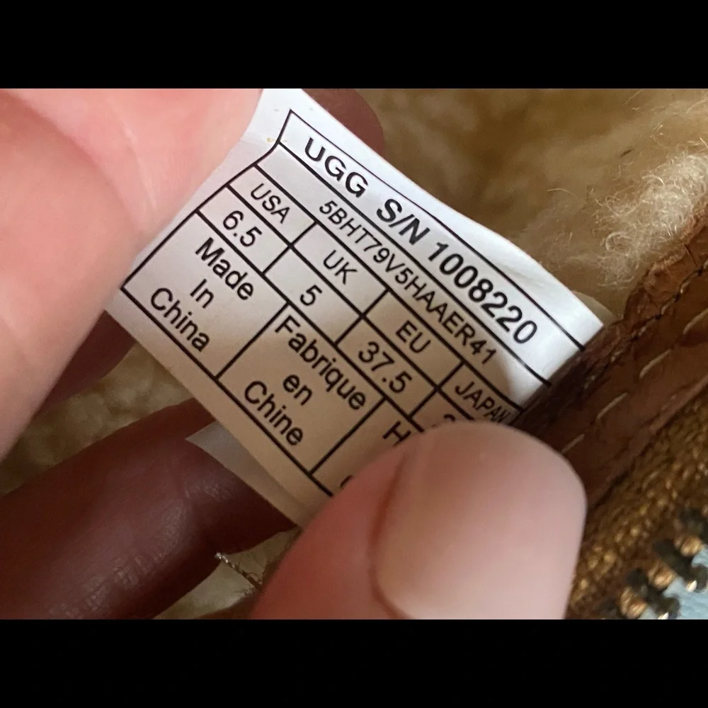 Ugg Blayne ll Buckle lodge boots 6.5 - Picture 6 of 10